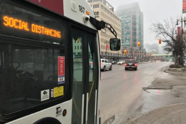 social_distance_bus.png